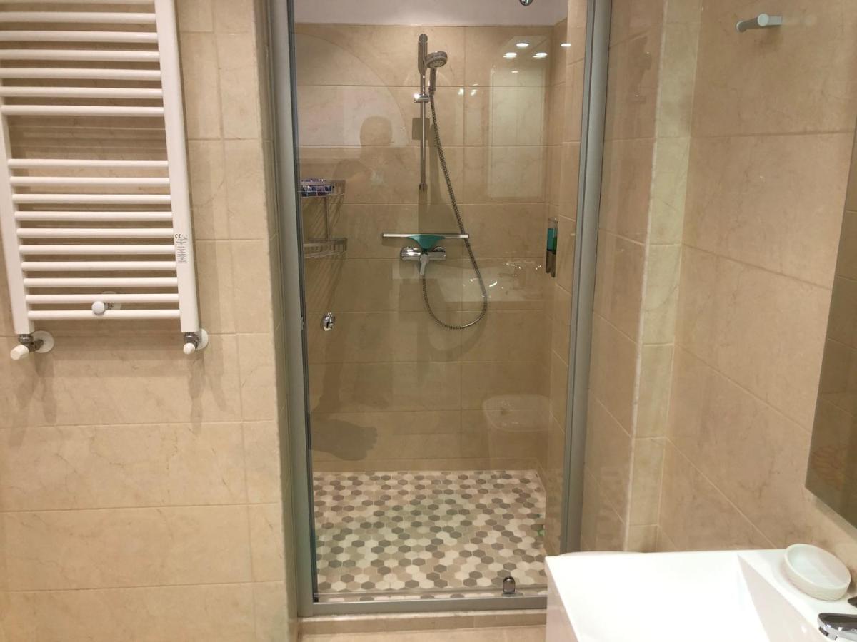 Luxury Westpark 2 Residence Lake View W6 Bucureşti Eksteriør bilde