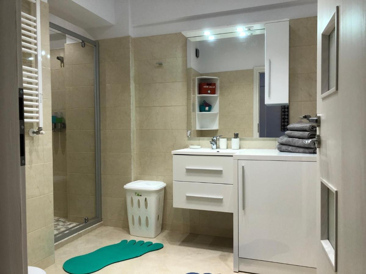 Luxury Westpark 2 Residence Lake View W6 Bucureşti Eksteriør bilde